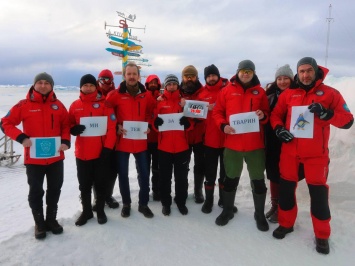 Украинские полярники поддержали Всеукраинский марш в защиту животных