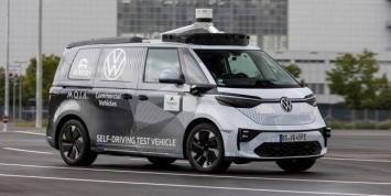VW официально представила автономный фургон VW ID. Buzz