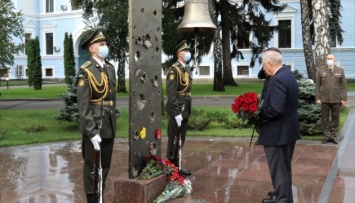 Делегация Конгресса США почтила память павших защитников Украины
