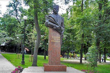 В столице открыт памятник Летку Воеводе. Киев десять лет назад