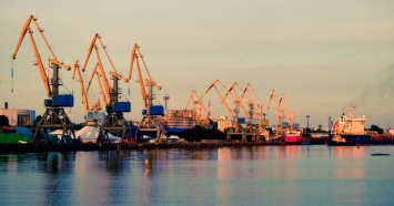 В порту Черноморска построят новый двухсторонний пирс для крупнотоннажных суден