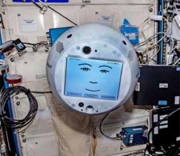 На МКС запустят робота-помощника на основе ИИ