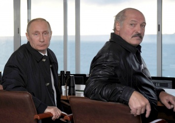 Лукашенко прилетел в Москву - на фоне начала учений "Запад-2021"