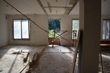 Подрядчик не справился с ремонтом детского сада в Партените