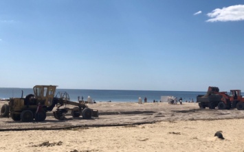 На курорте Херсонщины готовятся встречать участников Всеукраинских пляжных игр