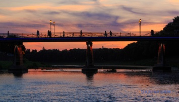 В Ужгороде реконструкция исторического пешеходного моста вызвала волну возмущения