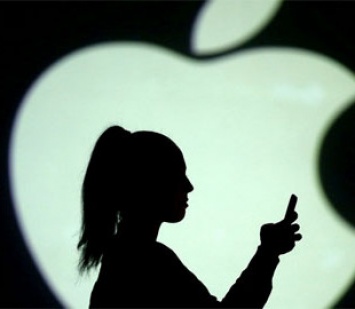 Apple уволила старшего менеджера за утечку информации