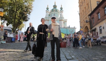 Андреевский спуск отмечает свой День рождения фестивалем уличного искусства