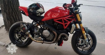 За сутки полиция Харькова нашла два мотоцикла, которые похитили в Италии