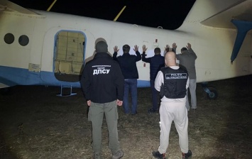 В Молдове задержали контрабандистов из Украины с самолетом