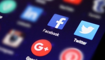 Россия оштрафовала Facebook, Twitter и Telegram за неудаление контента