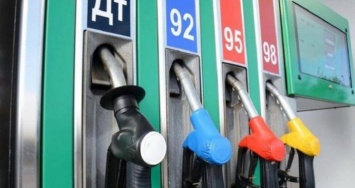 Бензин дорожает - Кабмин поднял предельную стоимость топлива