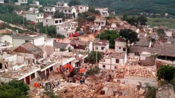 Погибшие и тысяча разрушенных домов: Китай всколыхнуло мощное землетрясение