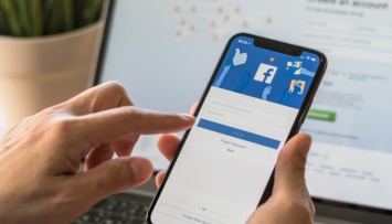 В Австрии женщину оштрафовали на 1000 евро за оскорбление канцлера в Фейсбуке