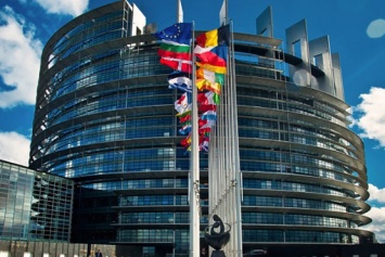 Европарламент настаивает диалоге с Талибаном и на возобновлении эвакуации из Афганистана