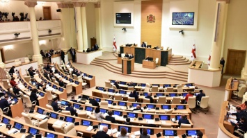 Парламент Грузии рассмотрит лишение мандата лидера крупнейшей оппозиционной партии