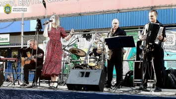 В Херсоне стартовал открытый фестиваль джазовой музыки «Джаз на Суворова»