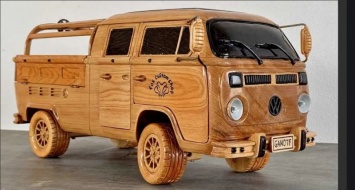 Энтузиаст сделал деревянную копию фургона-пикапа Volkswagen Type 2 (ВИДЕО)