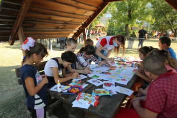 Молодежь ИнГОК устроила праздник для воспитанников «Жемчужины»