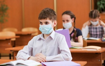 Харьковские школы не будут переходить на дистанционное обучение в связи с объявлением желтого уровня эпидемической опасности