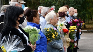 В Никополе возложили цветы в День партизанской славы