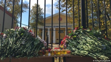 "У всех глубокий шок": Пермь приходит в себя после стрельбы в университете