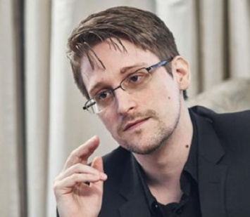 Эдвард Сноуден призвал пользователей немедленно отказаться от сервиса ExpressVPN