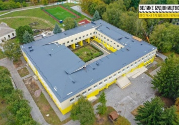 Первая реконструкция за полвека: Лиховскую школу превращают в современную и яркую