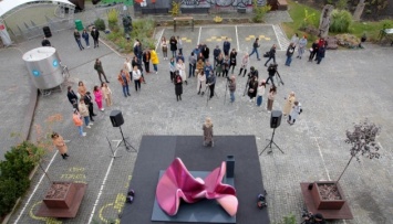 Во Львове презентовали скульптуру «Звуки города»