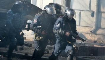 Разгон Майдана: экс-командиру «Беркута» объявили подозрение в организации теракта и убийств