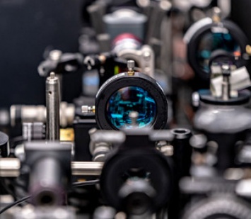 Ученые представили новый оптический транзистор, который в 1000 раз быстрее обычного