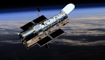 Hubble показал «галактическое око» в созвездии Весы
