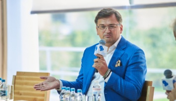 Кулеба считает, что Украине следует отказаться от «партнерозависимости»