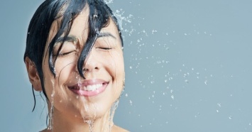 Как правильно принимать холодный душ, чтобы укрепить организм и повысить продуктивность
