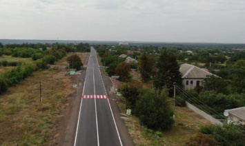 С начала года на Харьковщине отремонтировали почти 70 км местных дорог
