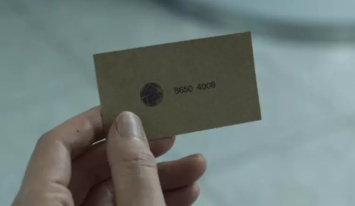 В сериале "Игра в кальмара" показали визитку с реальным номером, его владелец теперь получает тысячи звонков в день