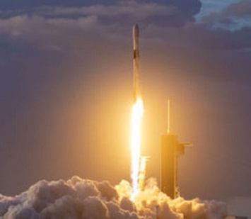 Космический корабль SpaceX Cargo Dragon отстыковался от МКС, чтобы вернуться на Землю