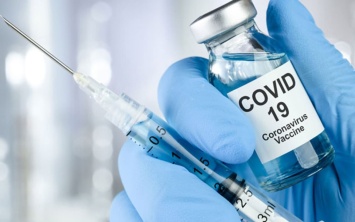 В Киеве вакцинацию против коронавируса сделают обязательной для отдельных категорий работников