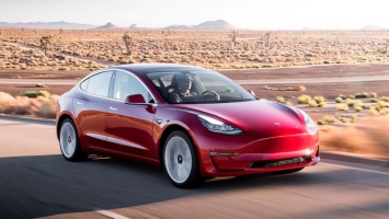 Tesla отложит более широкое производство бета-версии FSD на неделю