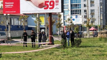 В Чернигове убили полицейского и тяжело ранили его напарника (фото)