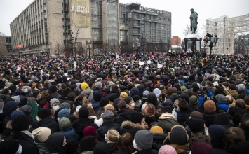 Полиция на Пушкинской площади в Москве задержала пикетчиков