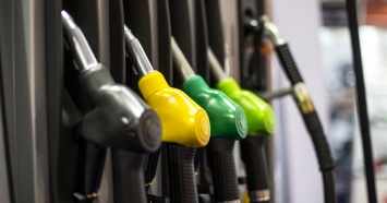 Топливный союз предупредил, что в октябре могут вырасти цены на бензин