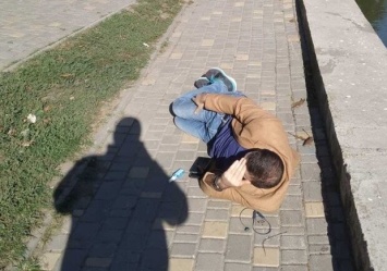 Подозрение на covid-19: одессит потерял сознание в парке Победы