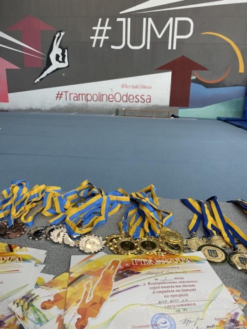 В Одессе прошли всеукраинские соревнования по прыжкам на батуте