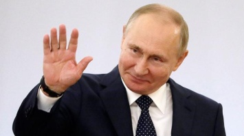 Путина поздравили в Раде с днем рождения народной песней фанатов (ВИДЕО)