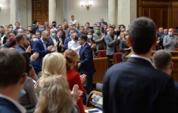 Рада не успела назначить нового спикера