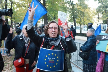 Суд в Варшаве признал приоритет польского права над правом ЕС