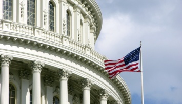 Сенат США одобрил временное повышение потолка госдолга ради предотвращения дефолта