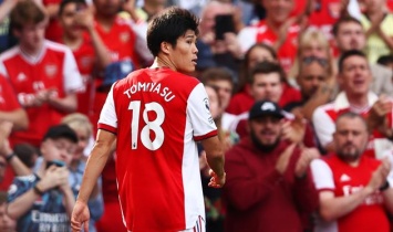 Томиясу - игрок месяца в Арсенале