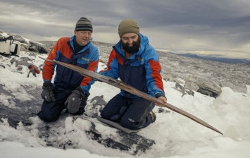 В Норвегии нашли доисторическую лыжу - ей 1300 лет (ФОТО, ВИДЕО)